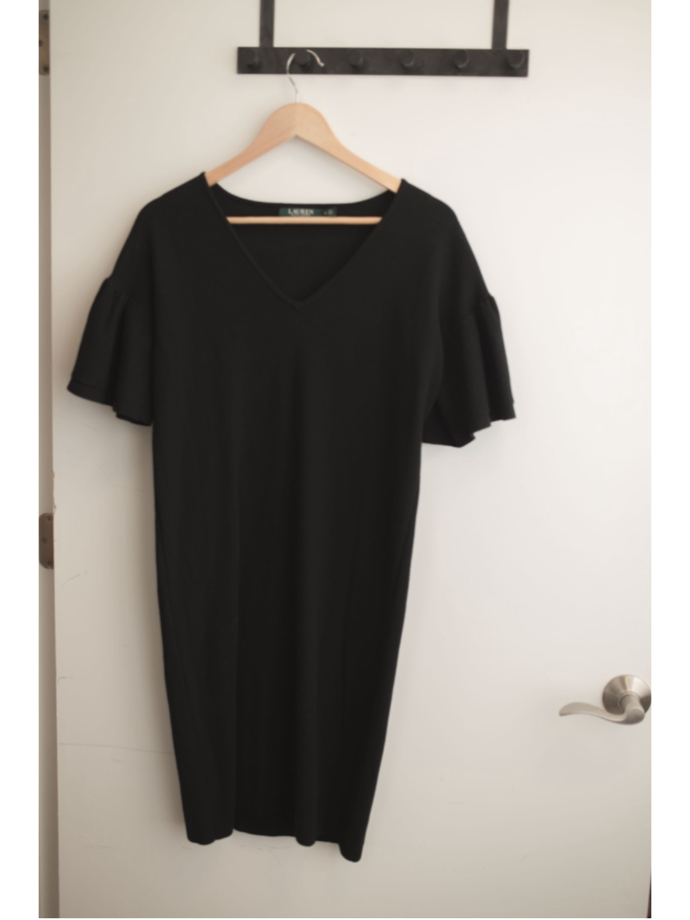 Women's Lauren Ralph Lauren Black V-Neck Ruffle Sleeve Dress S